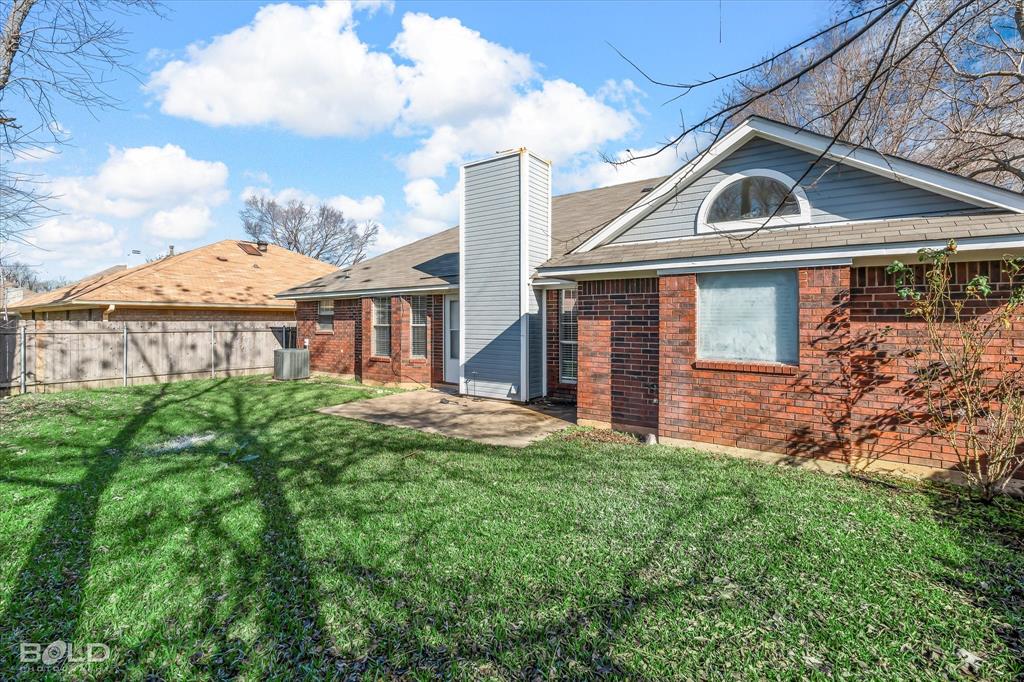 Bossier City, Louisiana 71112, United States, 3 Bedrooms Bedrooms, ,2 BathroomsBathrooms,Residential,Contingent,23896