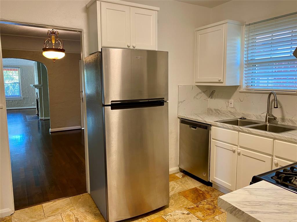 Lakewood Heights - Residential Lease