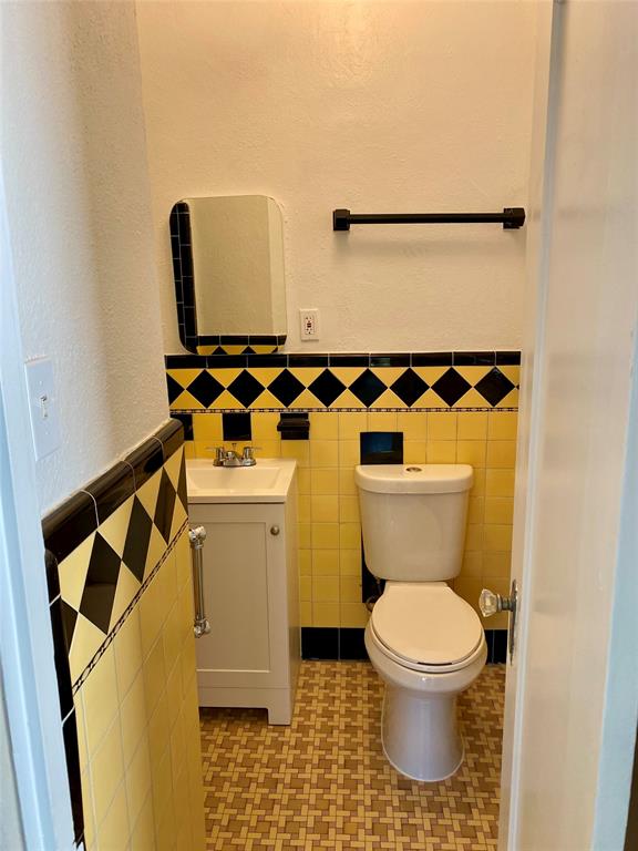 Lakewood Heights - Residential Lease