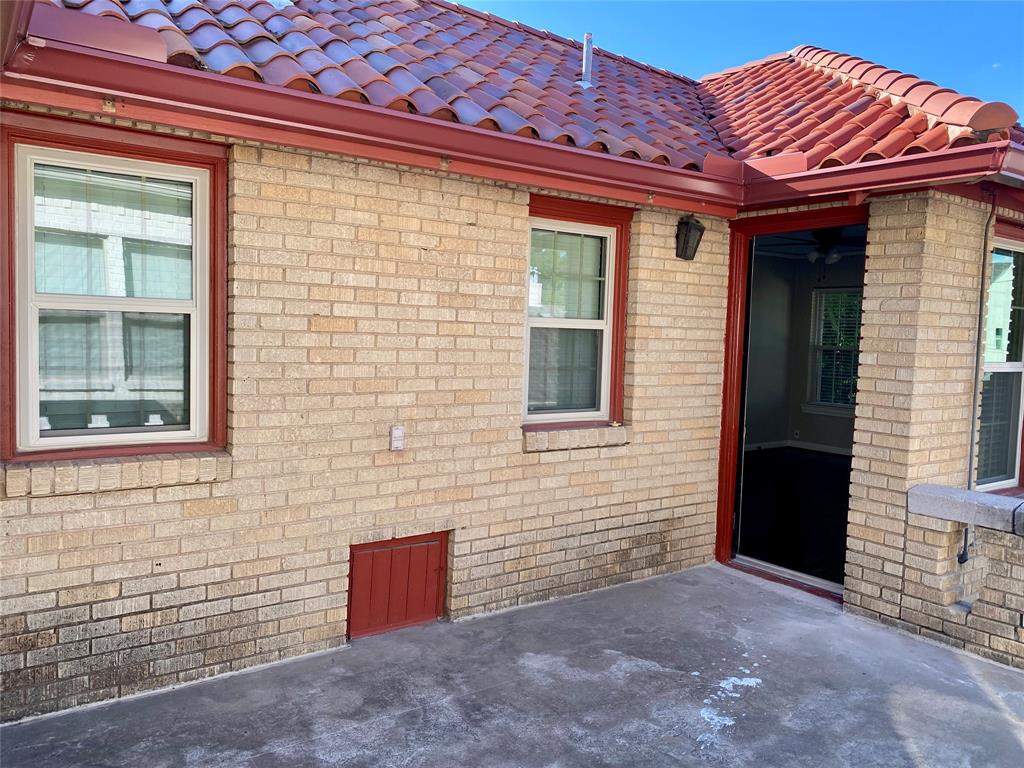 Lakewood Heights - Residential Lease