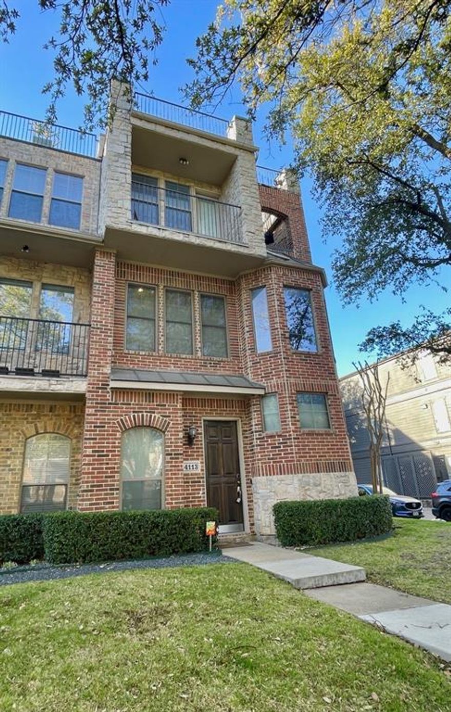 Modern Luxury Townhome with Rooftop Views in Prime Dallas Location. Welcome to elevated city living in the heart of Dallas.  This stunning 3-story townhome offers the perfect blend of style, comfort, and convenience—just minutes from everything you love. Featuring 3 spacious bedrooms, each with its own private en suite bath, plus a convenient half bath on the main living level, this layout is ideal for both everyday living and hosting guests. The open-concept second floor is a standout—bright, airy, and far more expansive than typical townhomes in the area. You’ll love the high-end upgrades throughout, including real hardwood floors and eye-catching designer tile in the kitchen and bathrooms that add warmth and personality to every space. Step outside to your private rooftop patio and take in breathtaking views of the Dallas skyline—perfect for relaxing evenings or catching fireworks lighting up the city. Additional highlights include an attached 2-car garage, gated for added privacy, extra-thick firewall between units for enhanced sound insulation, and low HOA fees—rare for the area.  Location is everything, and this one delivers.  Just 5 minutes to downtown Dallas, Deep Ellum, and Uptown, 10 minutes to White Rock Lake, Walkable to Katy Trail, Close to DART rail, shopping, dining, and entertainment.
Situated in a rapidly growing area with new development all around, this is an incredible opportunity to own in one of Dallas’ most up-and-coming neighborhoods.