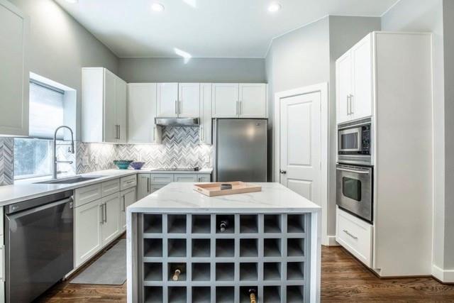 4113 Lafayette Street