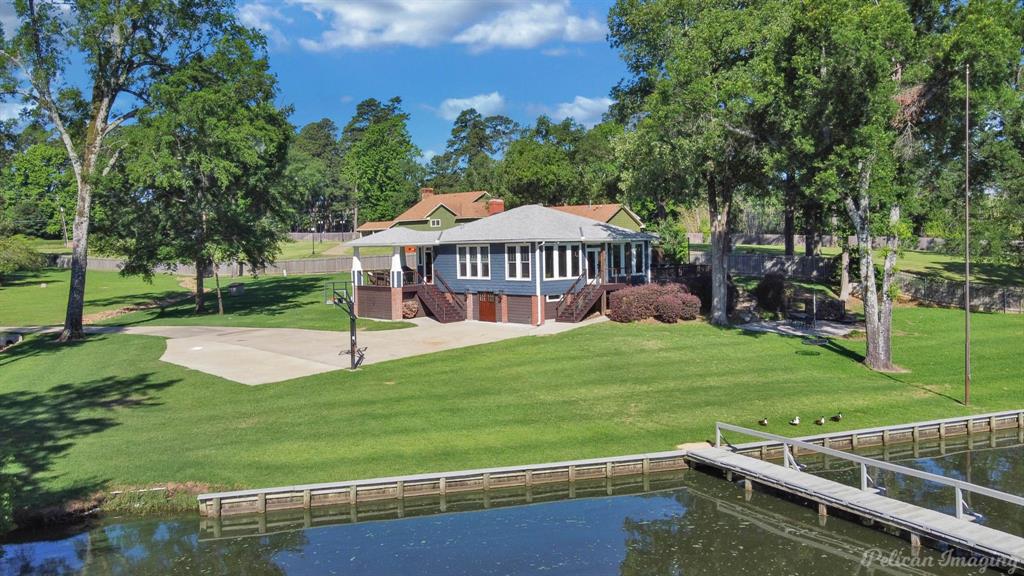 5305 S Lakeshore Drive