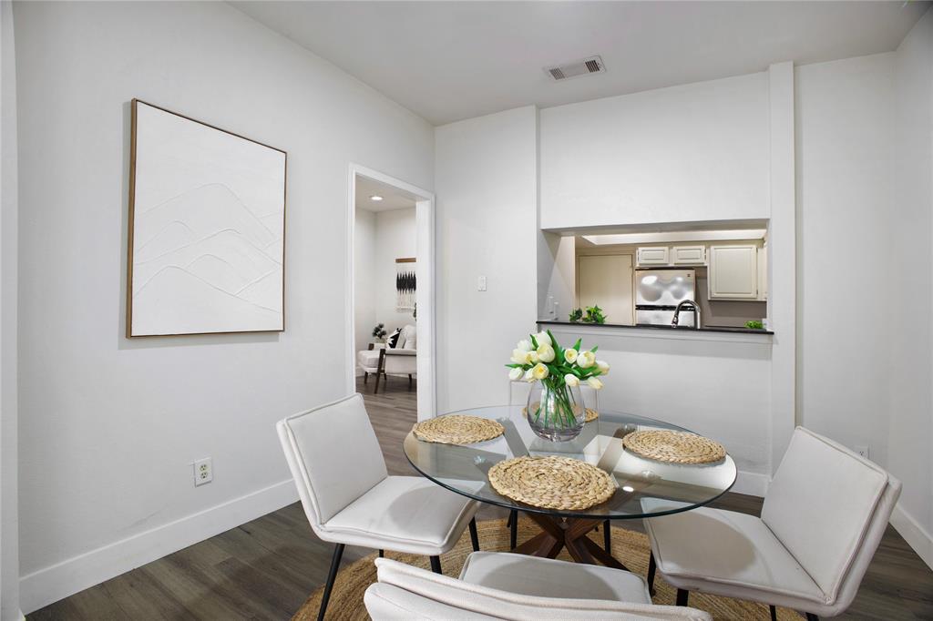 Montfort Twnhms - Residential