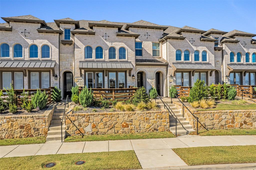 8141 Yellow Brick Pass