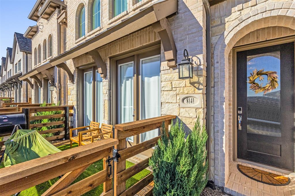 8141 Yellow Brick Pass