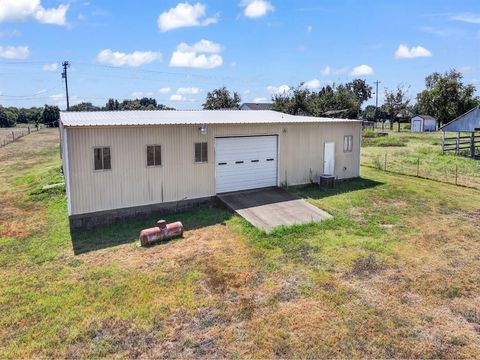 Tiny photo for 5108 Woodard Avenue, Cleburne, TX 76033 (MLS # 21201032)