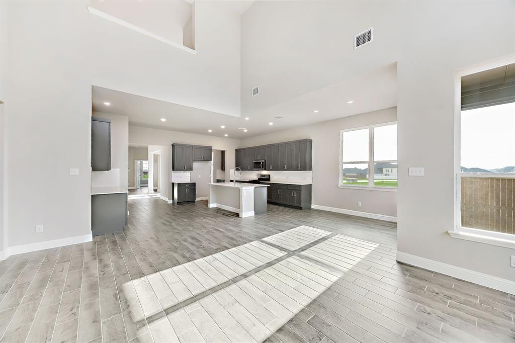 Venetian - Residential