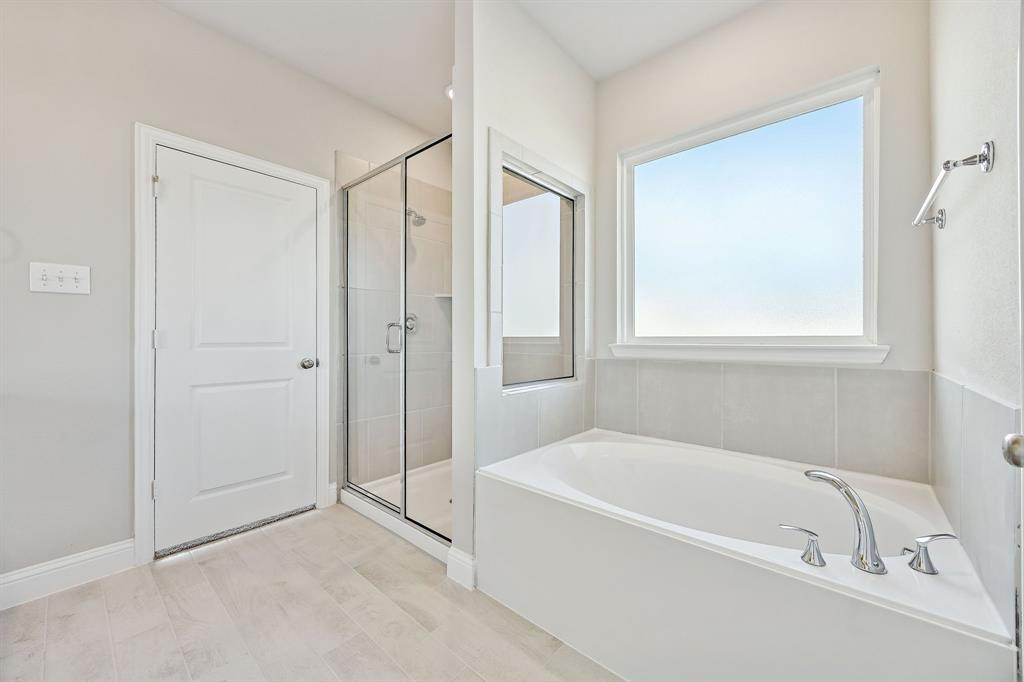 Venetian - Residential