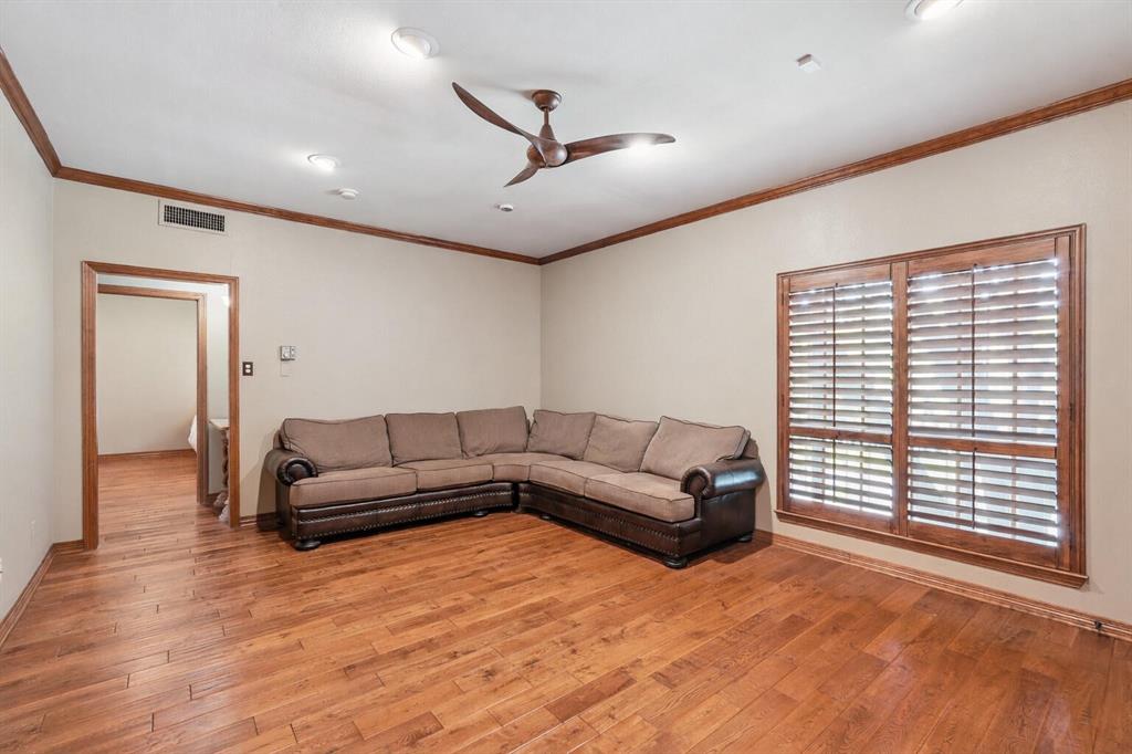 Royale Orleans East Condo - Residential