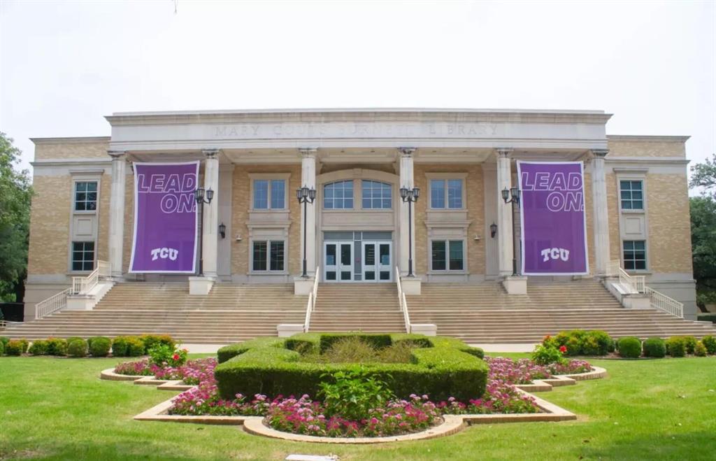 Royale Orleans East Condo - Residential