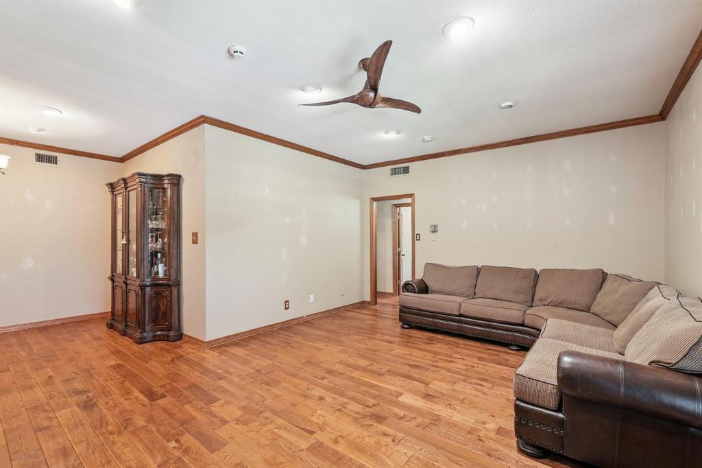 Royale Orleans East Condo - Residential