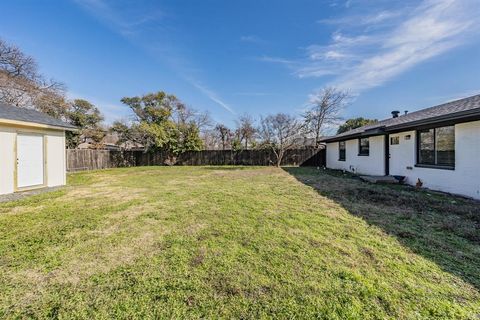 A home in Farmers Branch