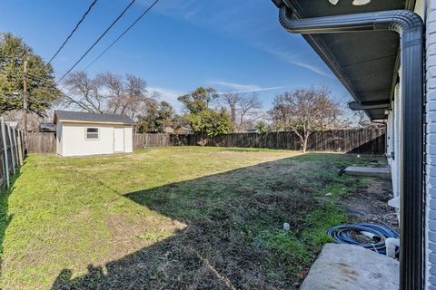 A home in Farmers Branch