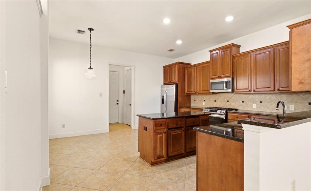 4525 W University Boulevard