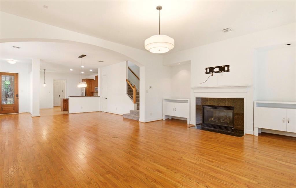 4525 W University Boulevard