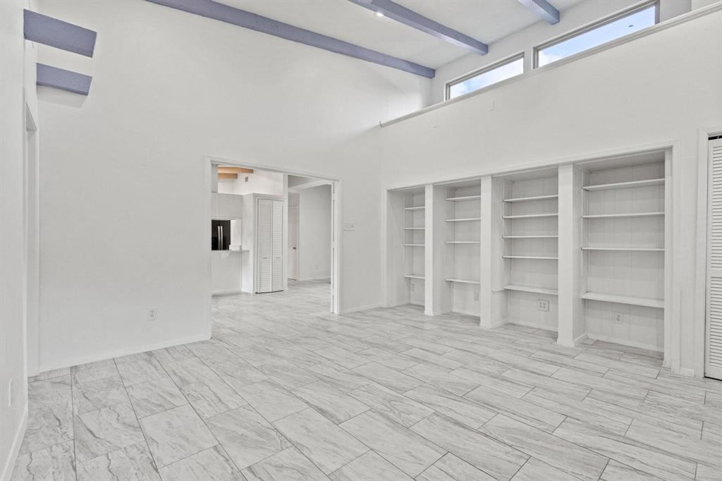 1905 Salem Street