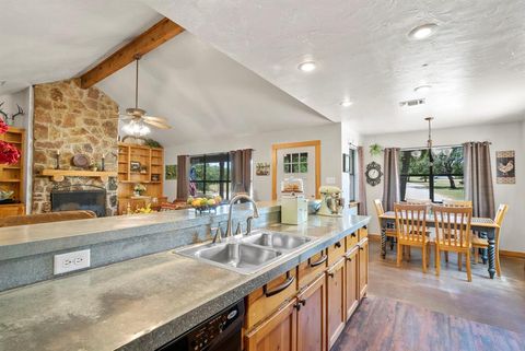 A home in Palo Pinto