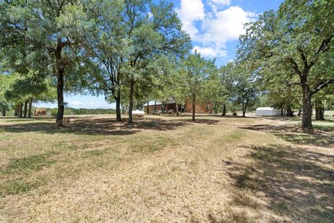 A home in Palo Pinto