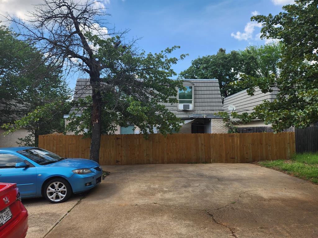 1912 W Sanford Street