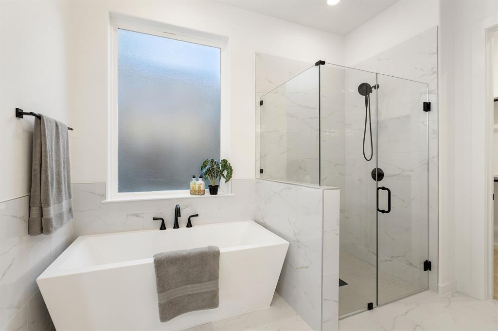 Oak Haven On The Creek - Residential