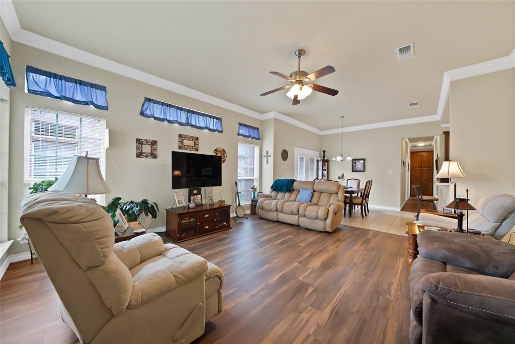 501 S Old Betsy Road 7