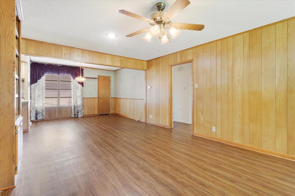 101 N Burdette Avenue