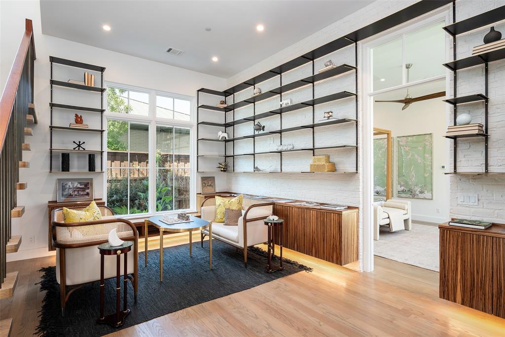 PRESTON DELL ESTATES - Residential