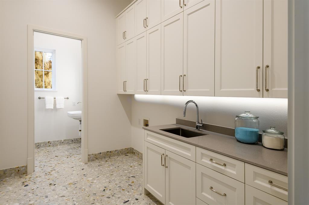 PRESTON DELL ESTATES - Residential