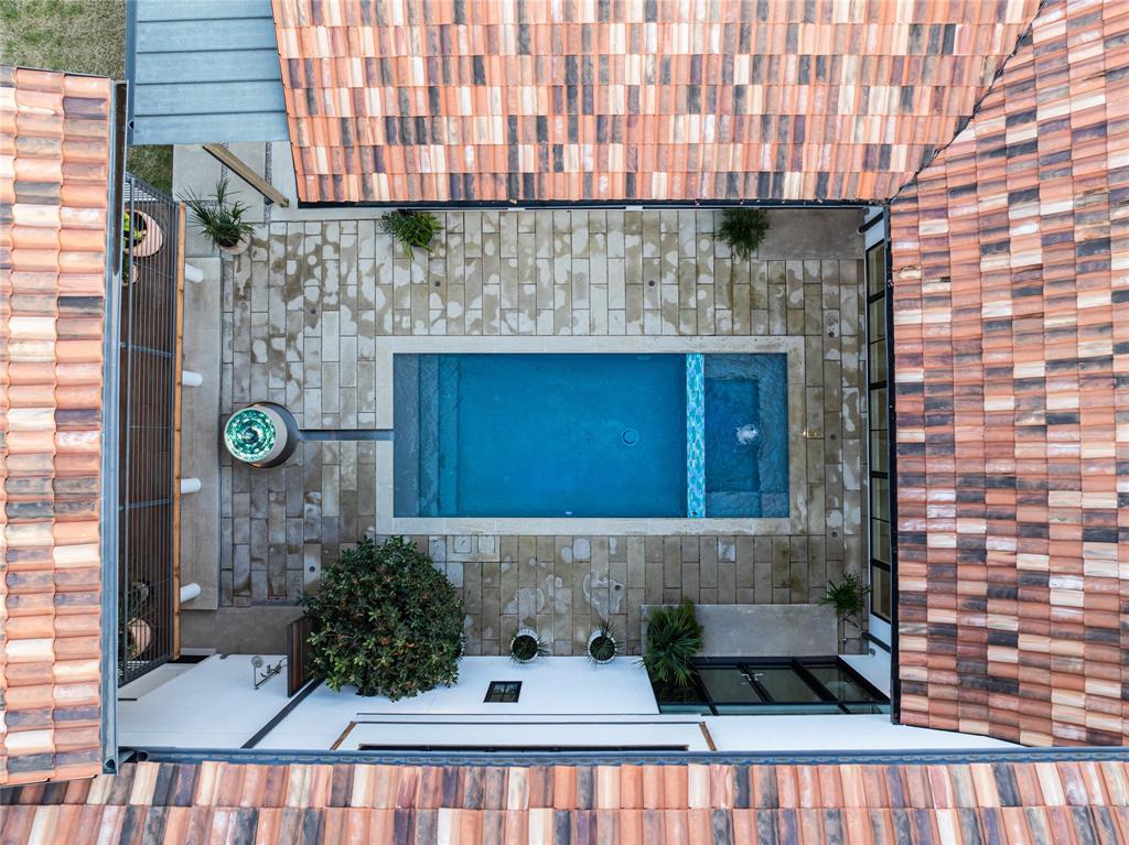 PRESTON DELL ESTATES - Residential