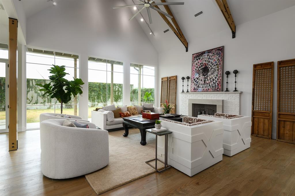 PRESTON DELL ESTATES - Residential