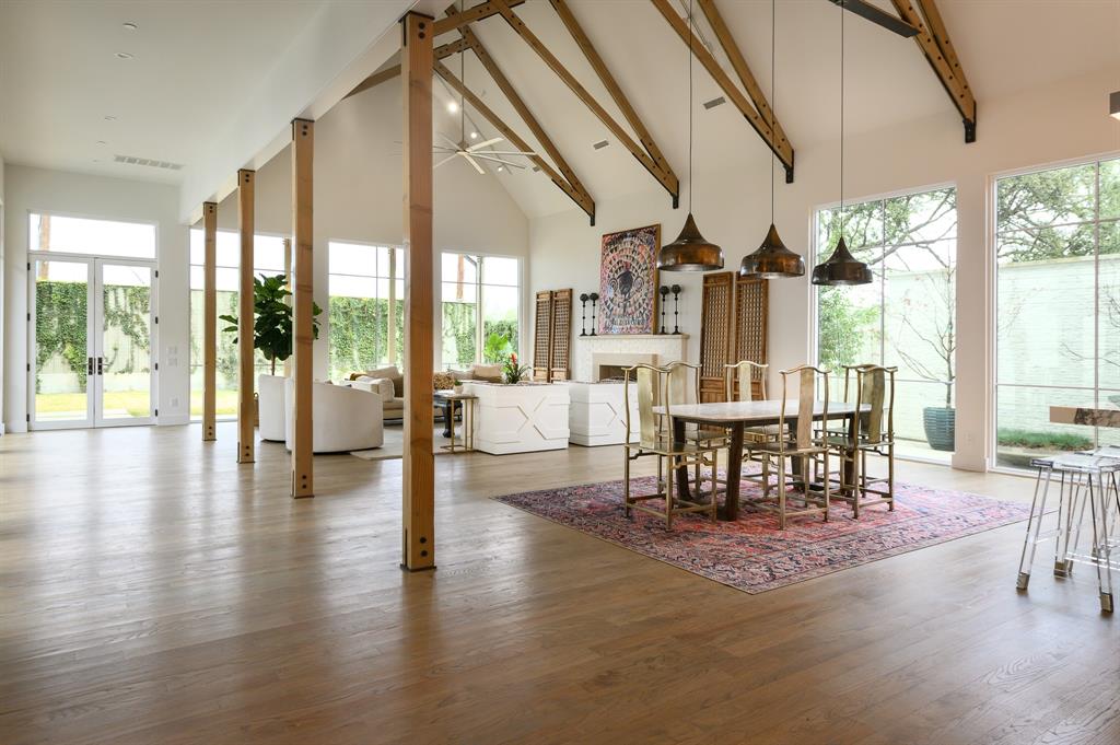 5747 Charlestown Drive