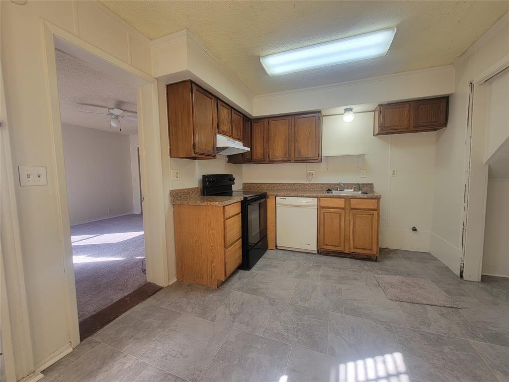 Mesquite Square Ph 04 - Residential Lease