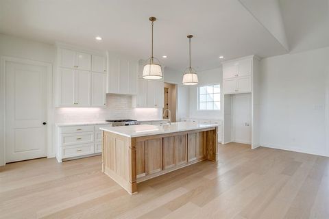 Tiny photo for 8129 Spanish Hills Dr, Benbrook, TX 76126 (MLS # 21099774)