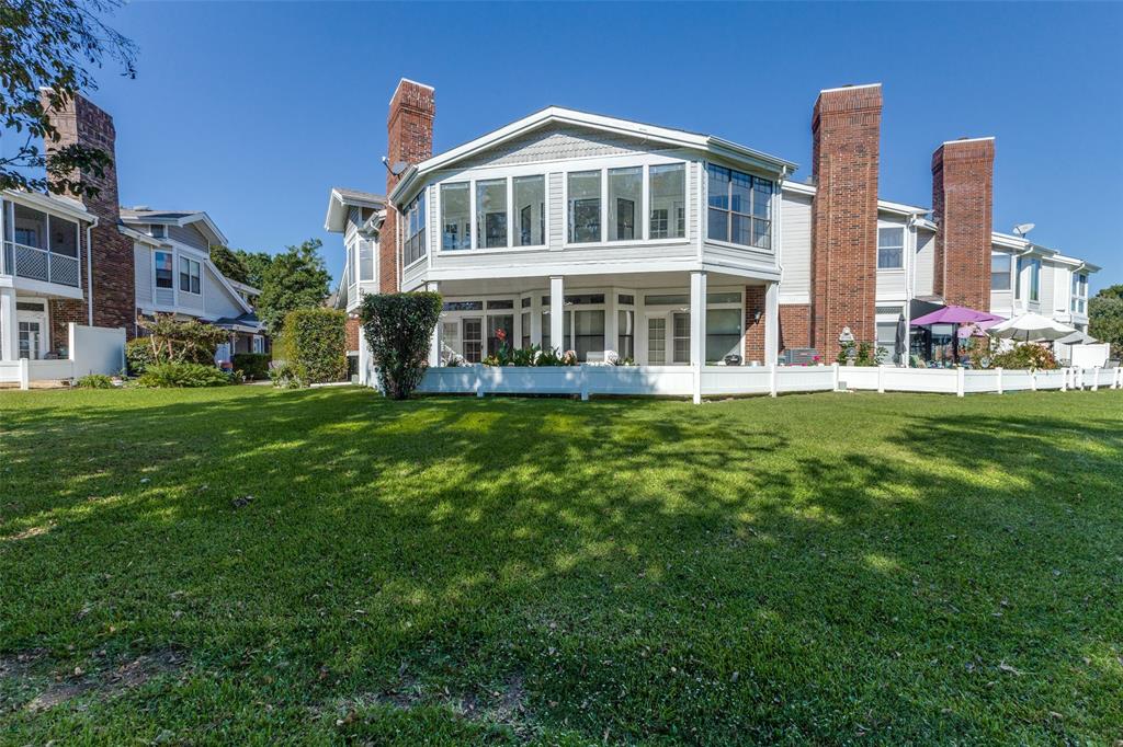 Heritage On The Lake-Waterfron - Residential