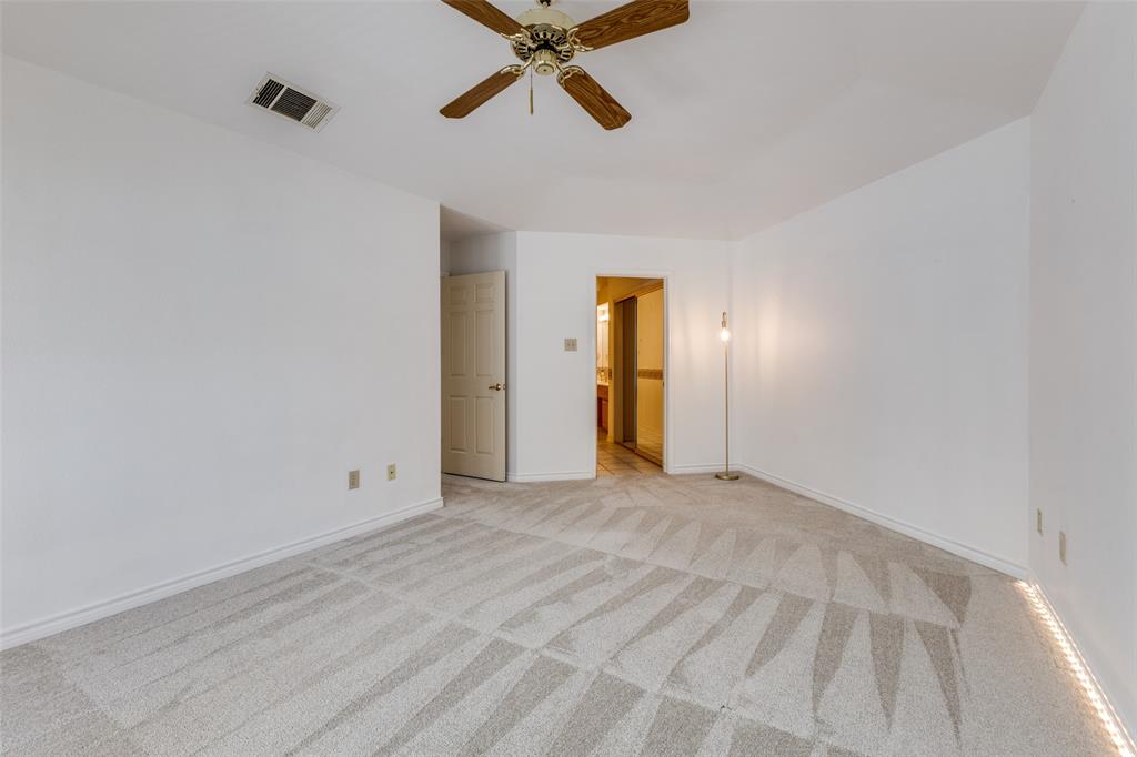 Heritage On The Lake-Waterfron - Residential