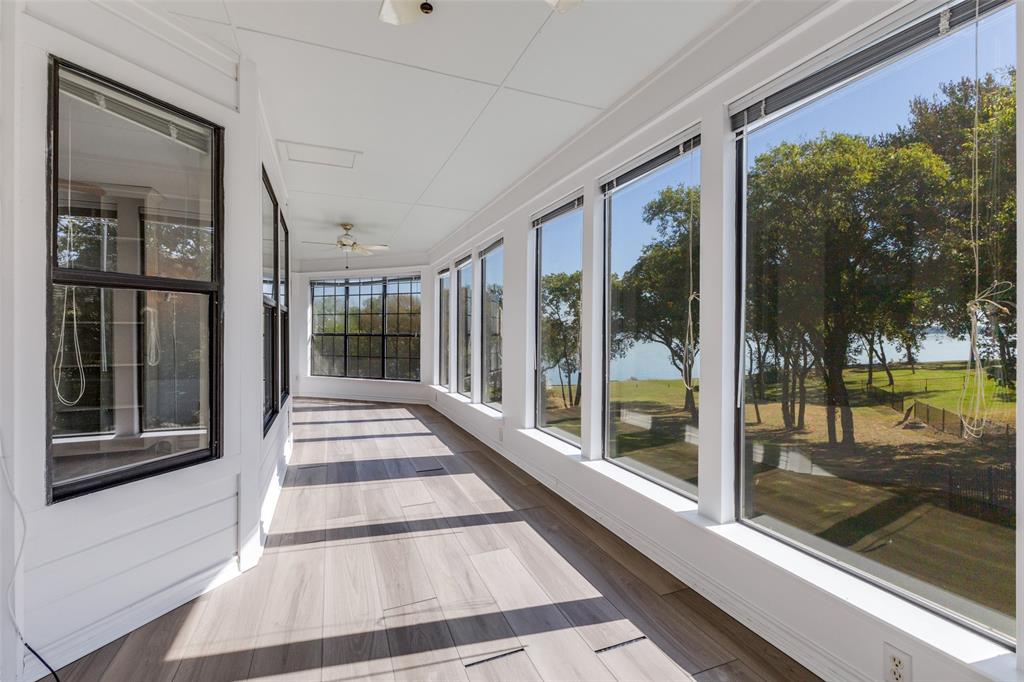 Heritage On The Lake-Waterfron - Residential