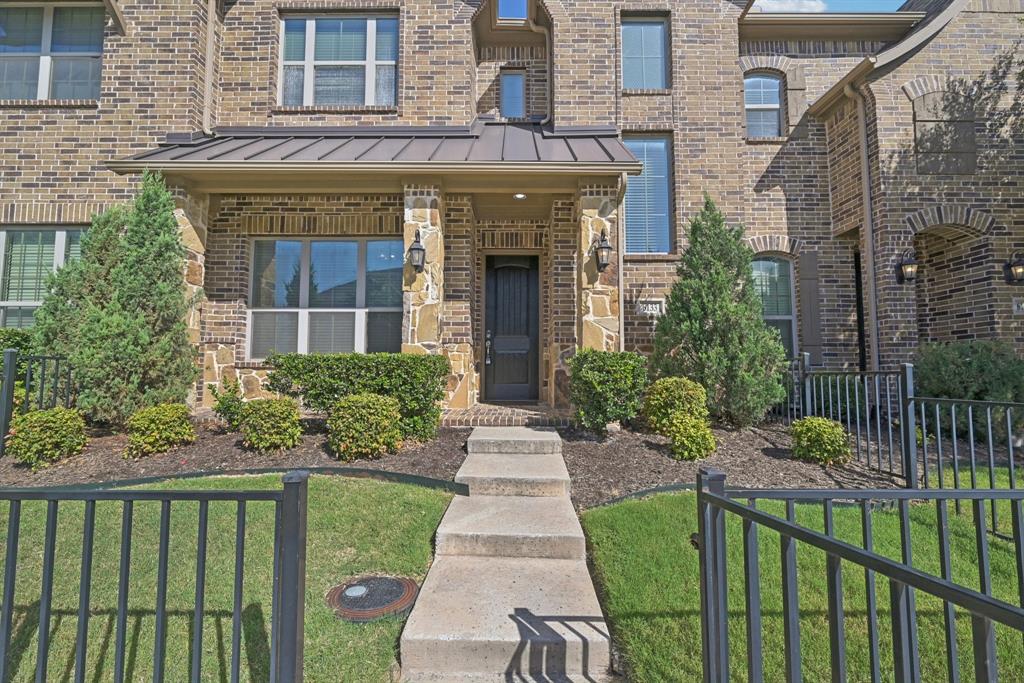 6133 Rainbow Valley