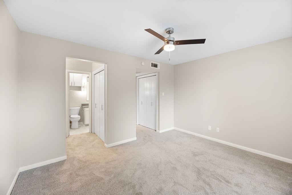 Chamberlain Arlington Heights - Residential Lease