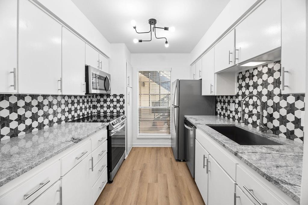 Chamberlain Arlington Heights - Residential Lease