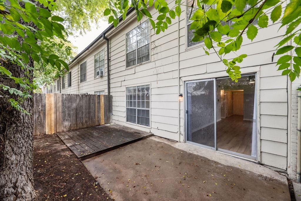 Chamberlain Arlington Heights - Residential Lease