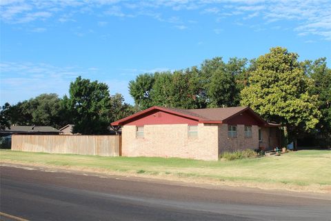 A home in Munday