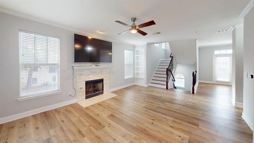 4904 Live Oak Street 1