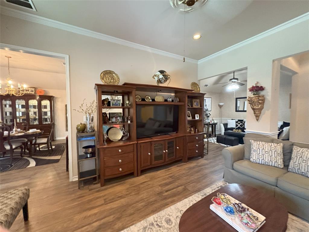 2102 Driskell Lane