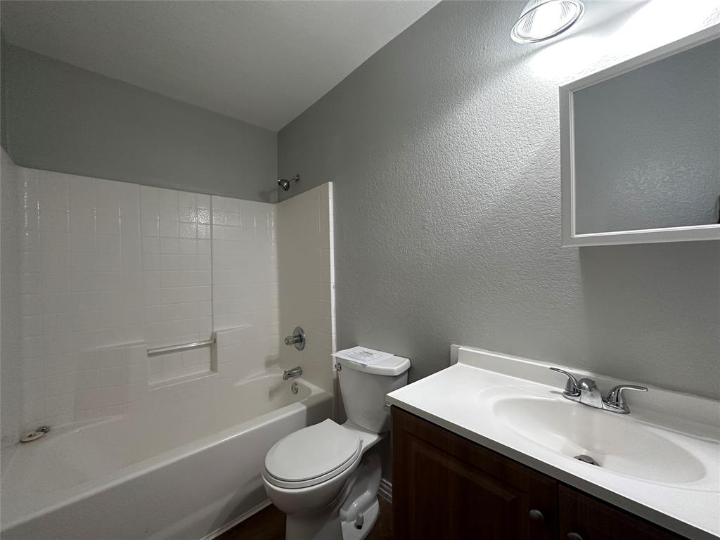 Twin Lakes Ph II - Residential