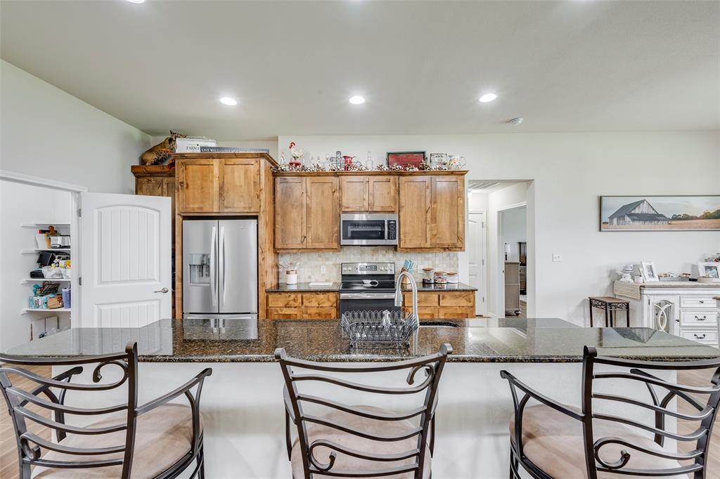 Granbury, Texas 76049, United States, 4 Bedrooms Bedrooms, ,3 BathroomsBathrooms,Residential,Active,167560