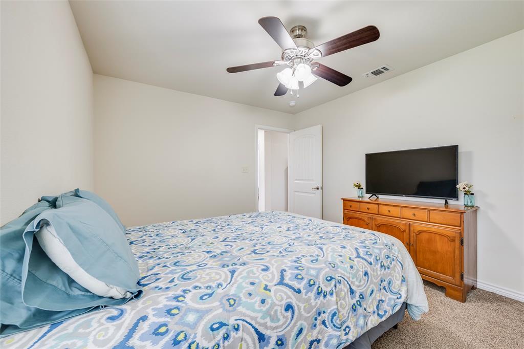 Granbury, Texas 76049, United States, 4 Bedrooms Bedrooms, ,3 BathroomsBathrooms,Residential,Active,167560