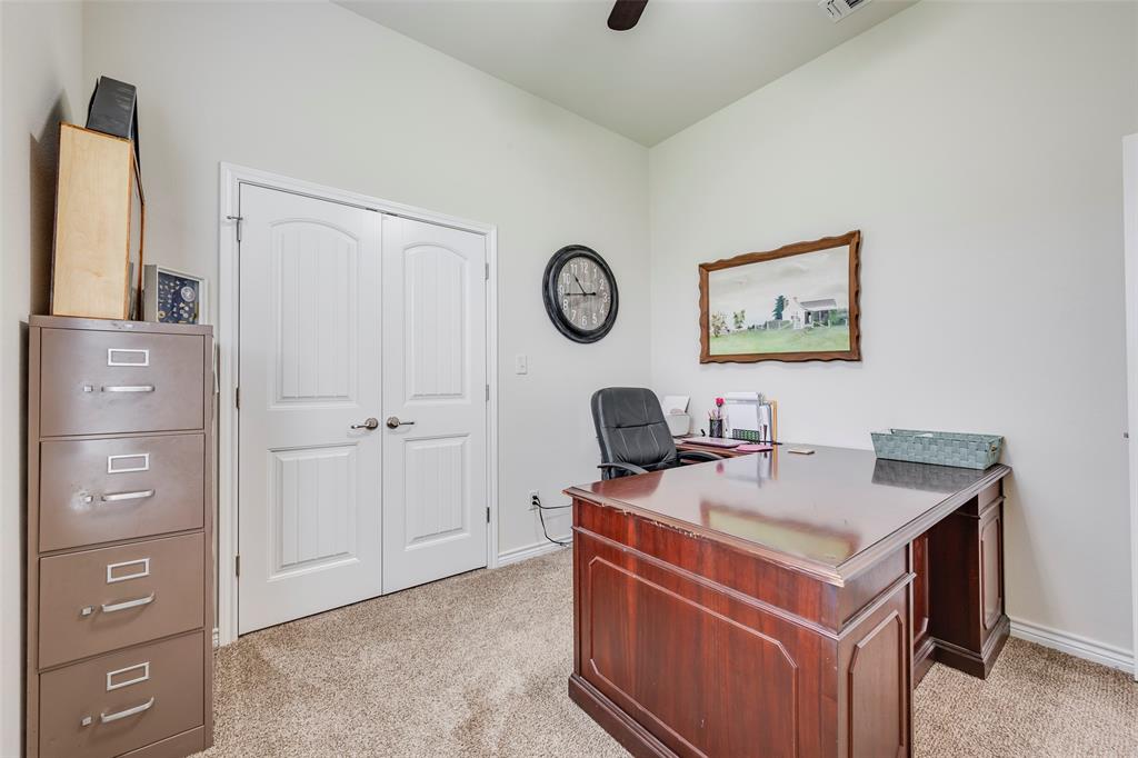 Granbury, Texas 76049, United States, 4 Bedrooms Bedrooms, ,3 BathroomsBathrooms,Residential,Active,167560