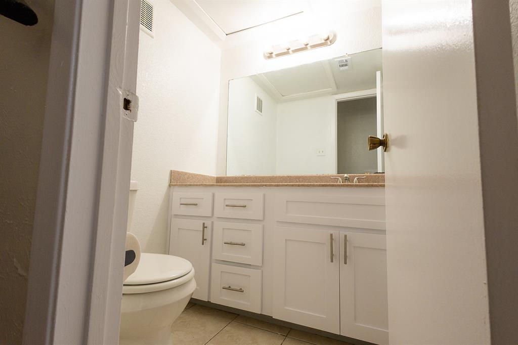 Woodhaven Condo - Residential