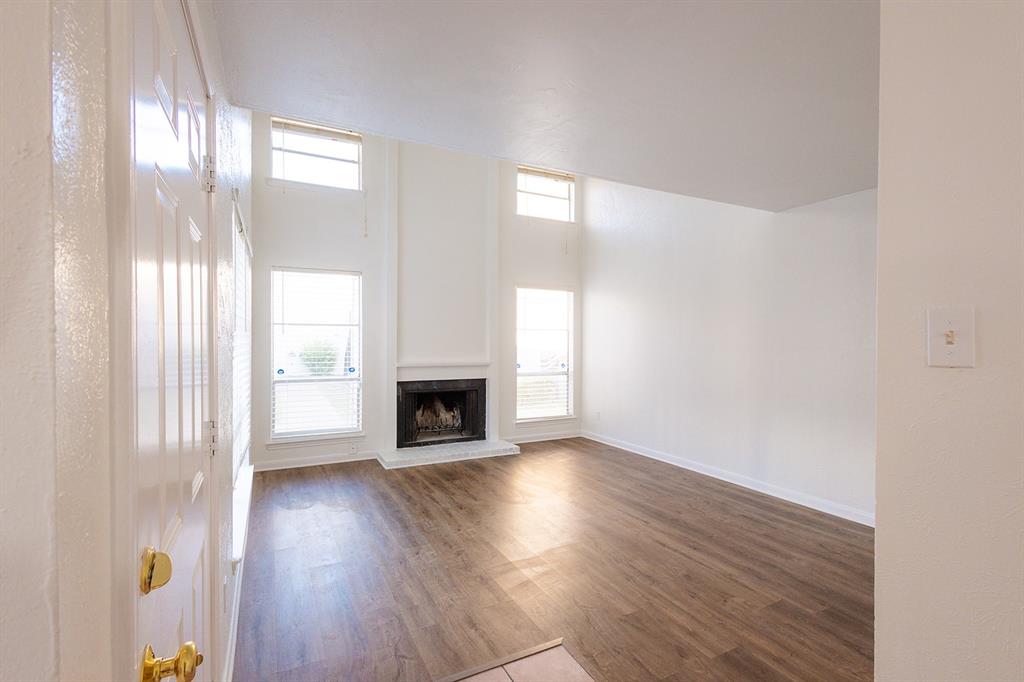 Woodhaven Condo - Residential